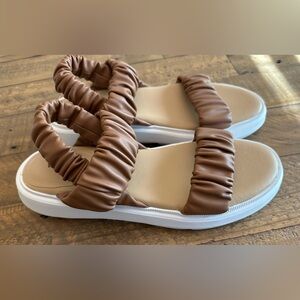 VANELi Cloris Womens Ruched Leather Slingback Sandals - Size 9N‎